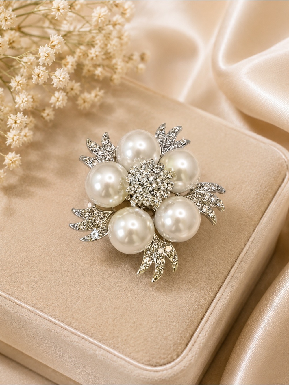 Pearl & Rhinestone Floral Statement Cocktail Ring - Picture 3 of 3